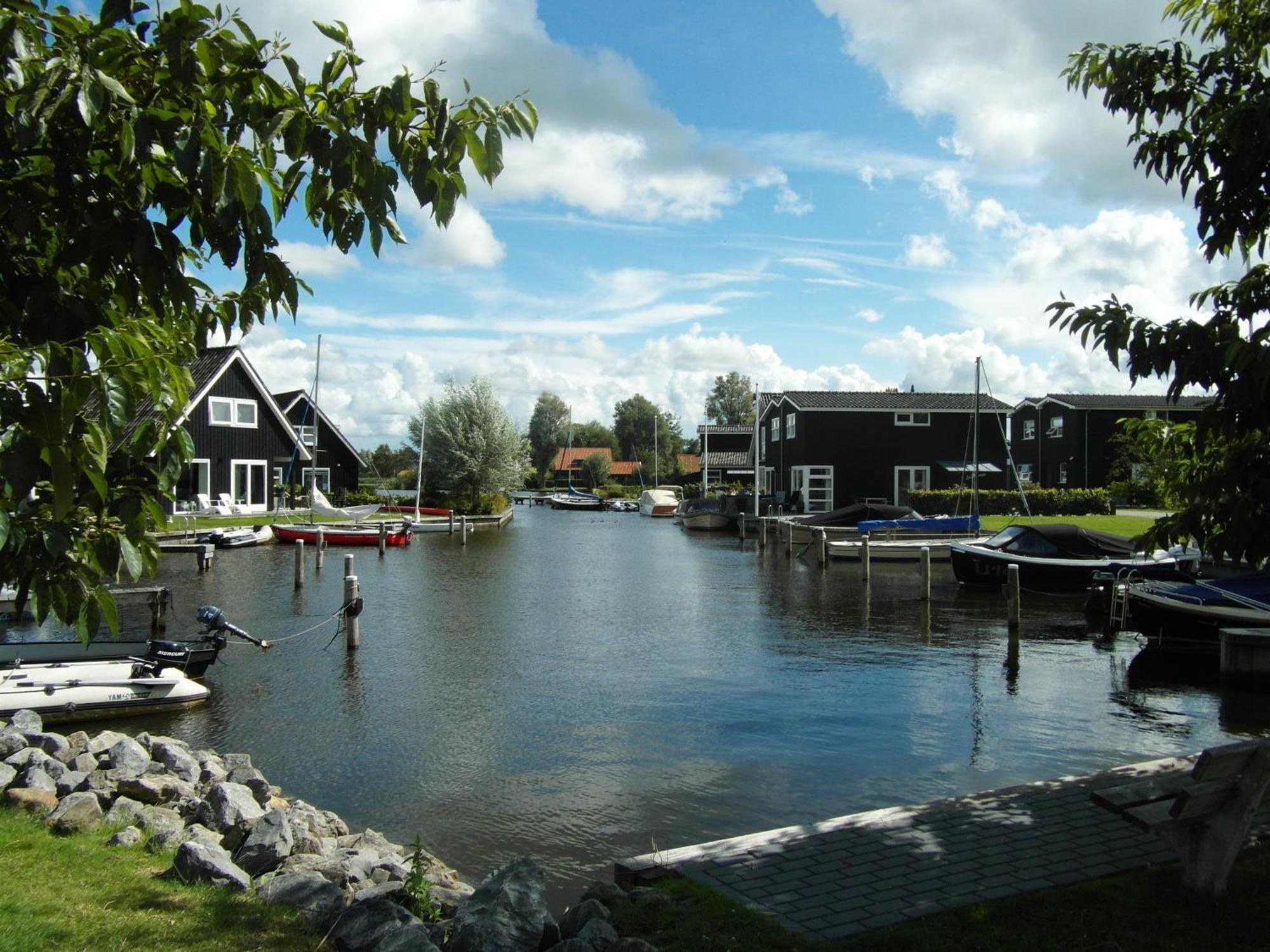 Waterpark Oan 'E Poel Bij Sneekermeer Терхерне Экстерьер фото