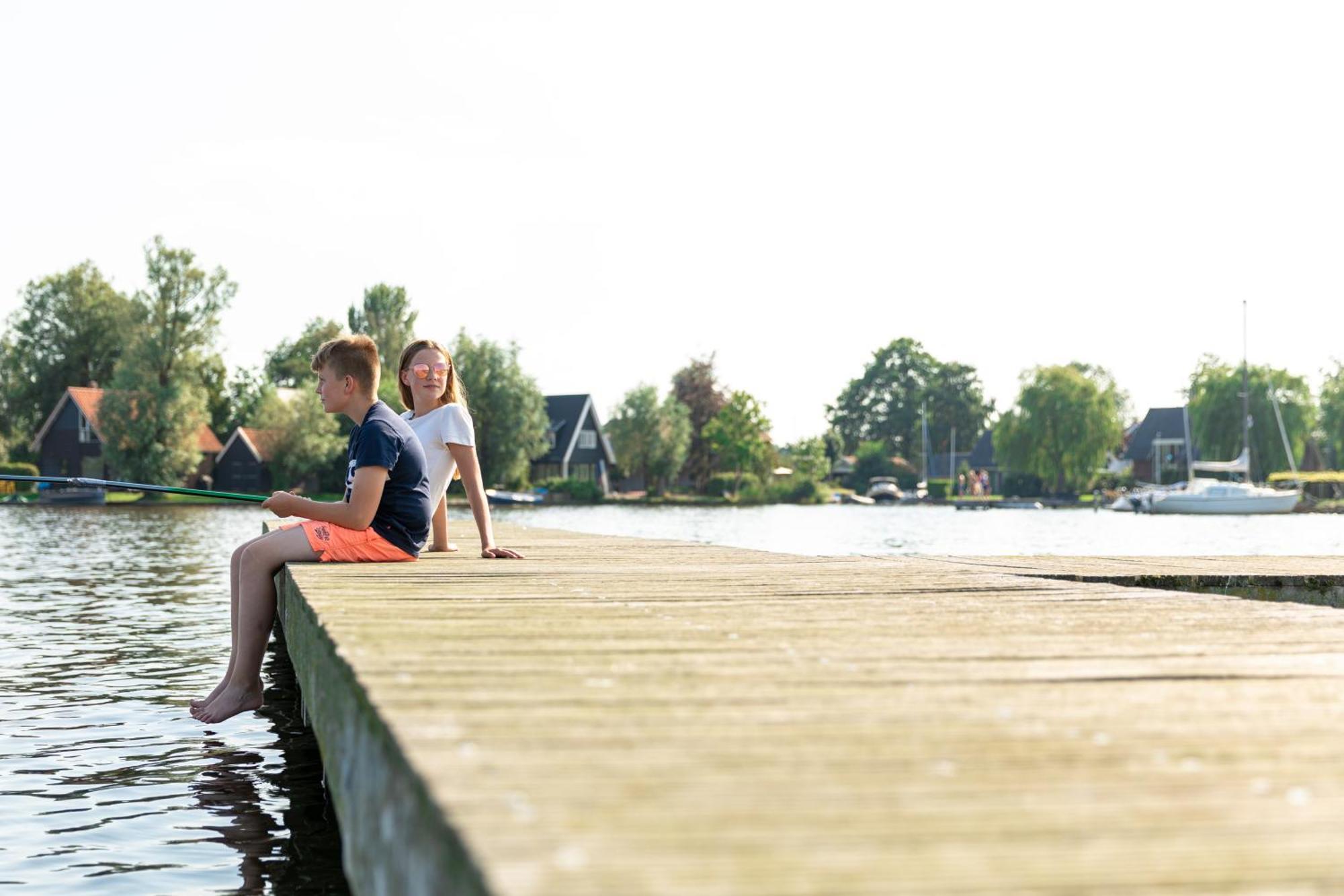 Waterpark Oan 'E Poel Bij Sneekermeer Терхерне Экстерьер фото