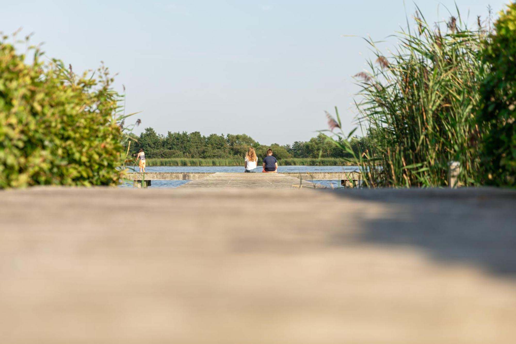 Waterpark Oan 'E Poel Bij Sneekermeer Терхерне Экстерьер фото