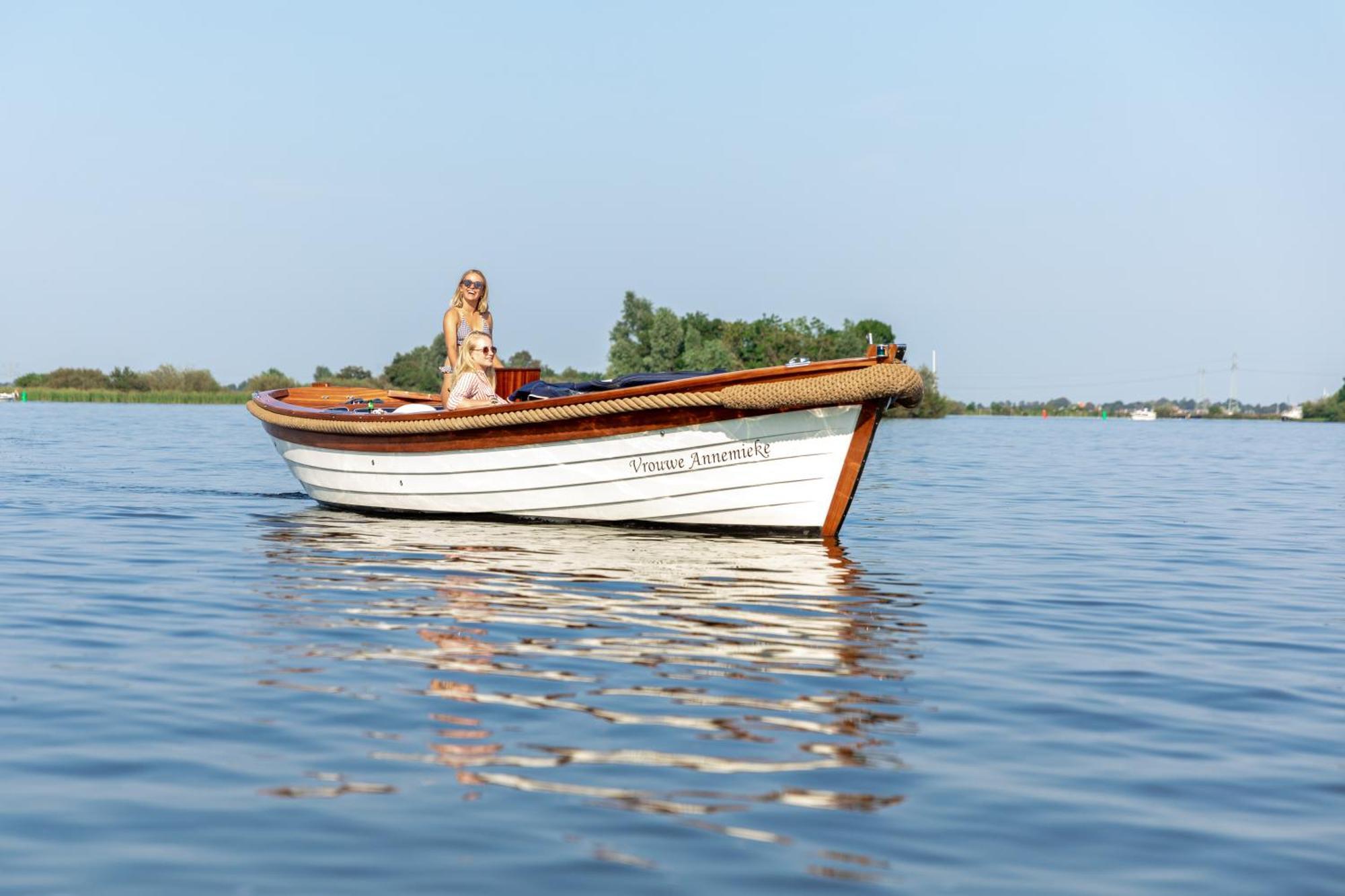 Waterpark Oan 'E Poel Bij Sneekermeer Терхерне Экстерьер фото