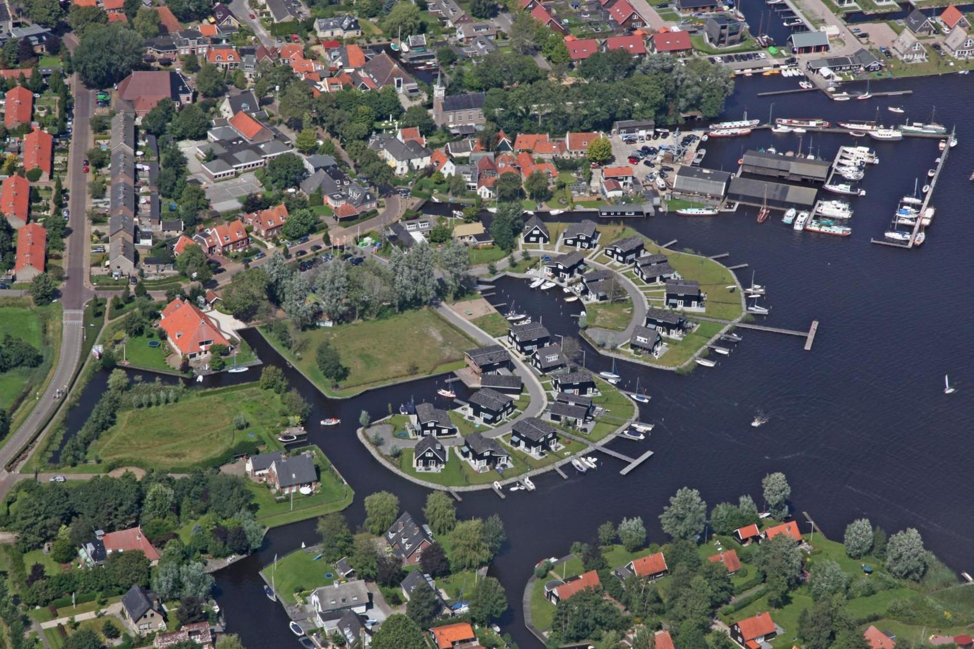 Waterpark Oan 'E Poel Bij Sneekermeer Терхерне Экстерьер фото